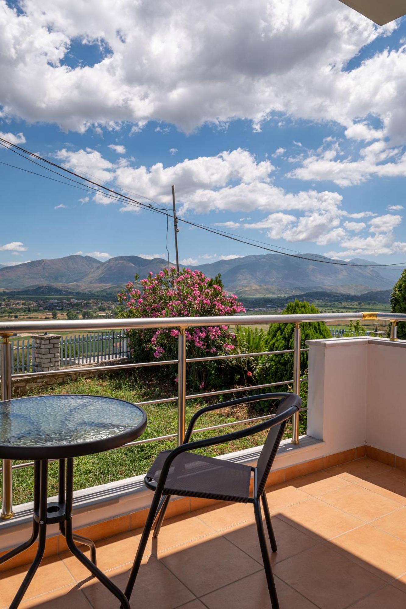 Villa Serenity Sarandë Eksteriør billede