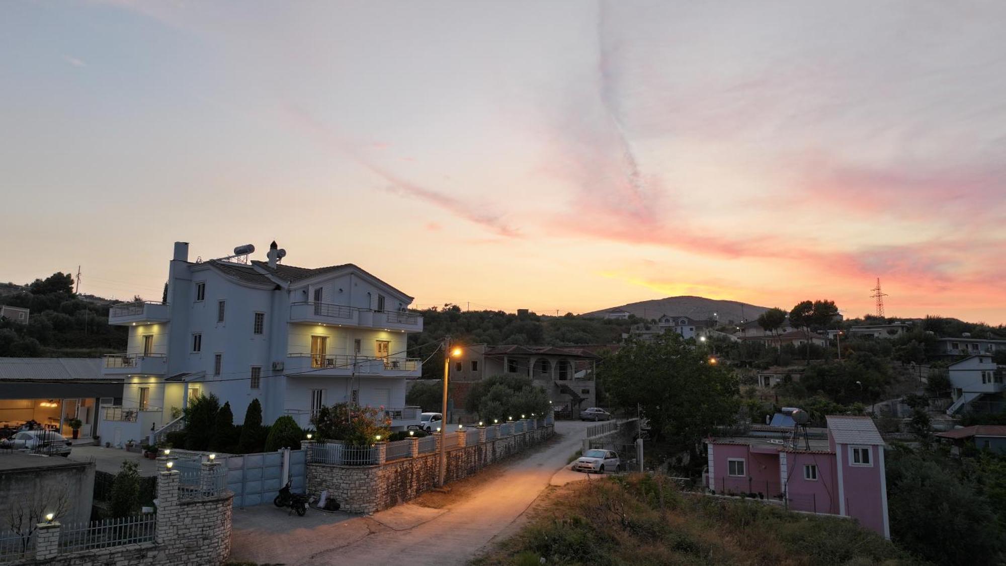 Villa Serenity Sarandë Eksteriør billede